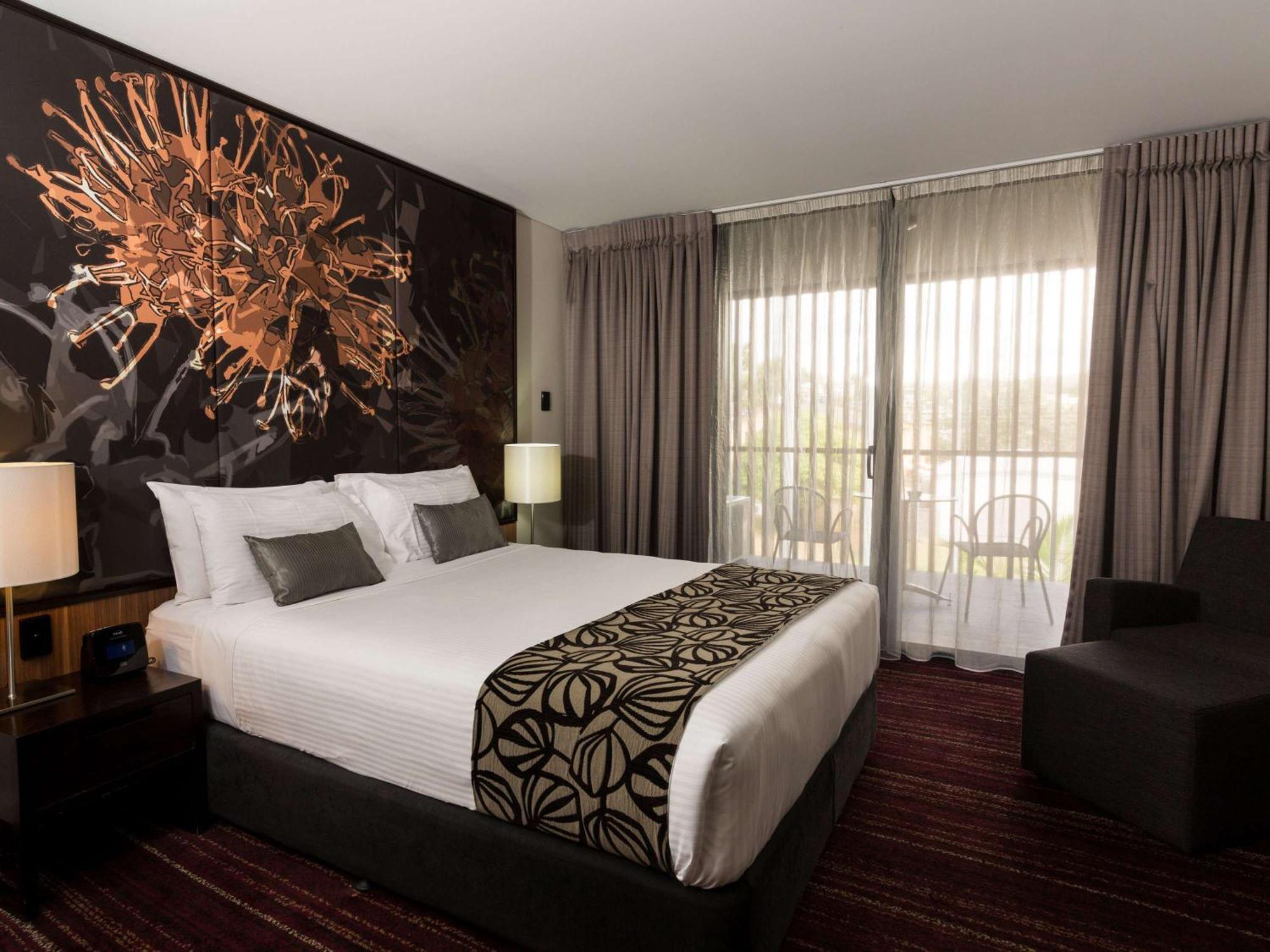 Mantra Gladstone Aparthotel Kültér fotó