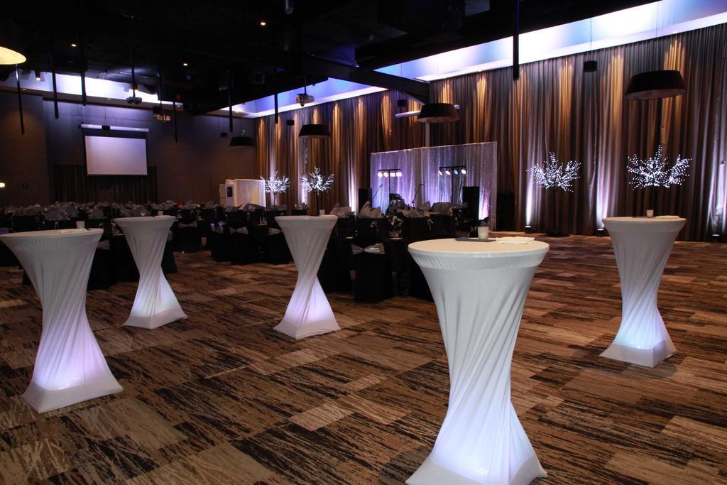 Mantra Gladstone Aparthotel Kültér fotó